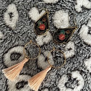 Floral pink dangly earrings set